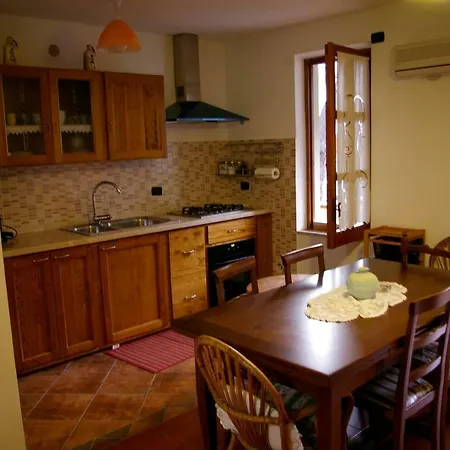 Casa Serra Iun R1588 *